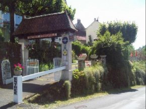 Hotels in Saint-Cirgues-De-Jordanne